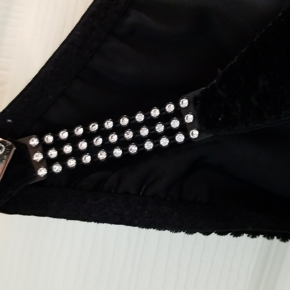 🖤VICTORIA SECRET VINTAGE BLACK VELVET MATCHING BRA & PANTIES 💜 - Picture 6 of 10